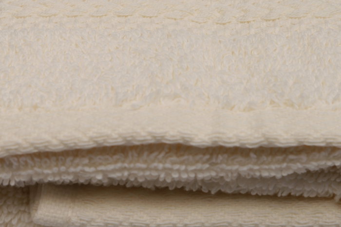 Mijölnir Toalla de Baño 70 x 140 cm Crema 500 gr/m² 100% Algodón
